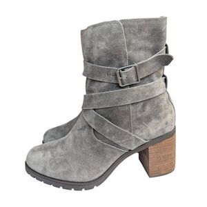 Clarks Malvet Doris gray suede leather strappy block heel boots womens 11 Wide